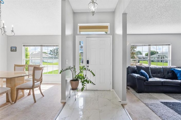 Image No.10-3 Bed House for sale