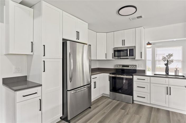 Image No.13-3 Bed House for sale