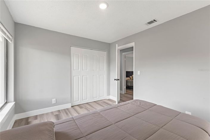 Image No.25-3 Bed House for sale