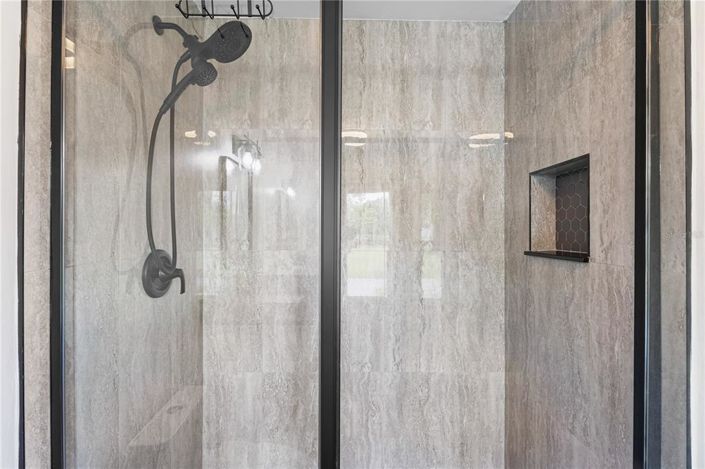 Image No.30-3 Bed House for sale