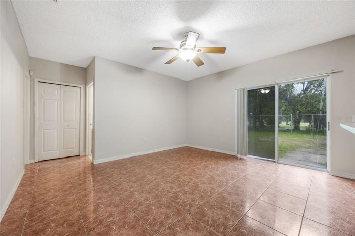 Image No.10-4 Bed House for sale