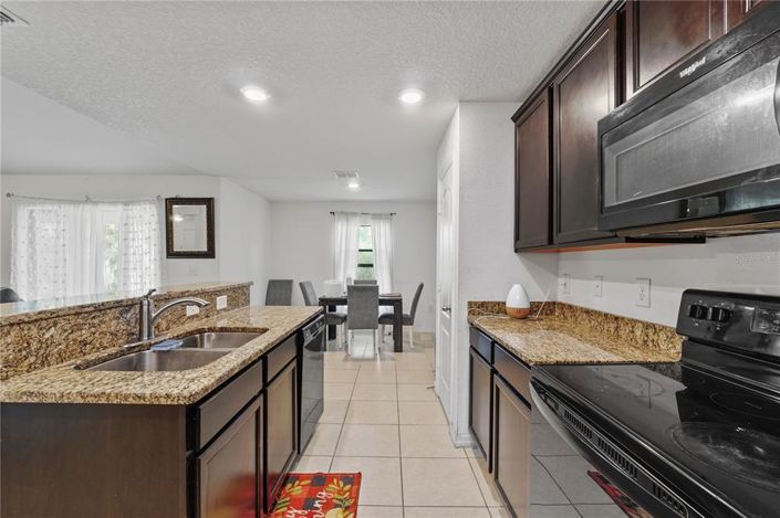 Image No.4-3 Bed House for sale