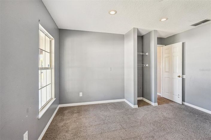 Image No.19-4 Bed House for sale