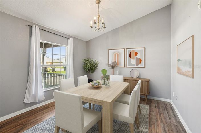 Image No.3-4 Bed House for sale