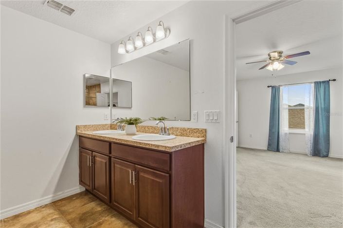 Image No.25-Maison de 4 chambres à vendre à Saint John