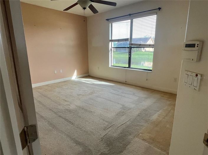 Image No.8-3 Bed House for sale