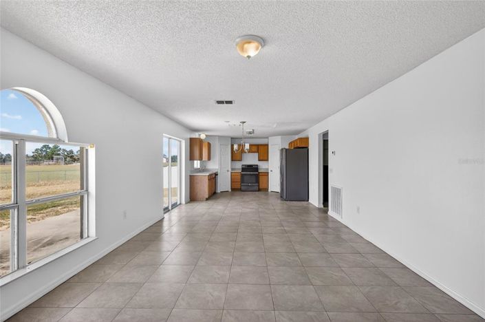 Image No.13-Maison de 4 chambres à vendre à Saint John