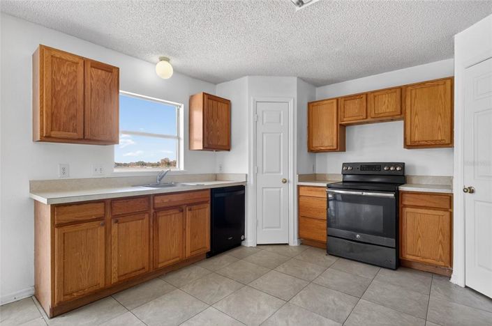 Image No.7-Maison de 4 chambres à vendre à Saint John