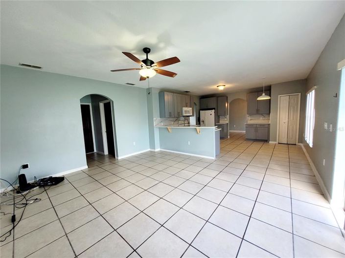 Image No.15-4 Bed House for sale