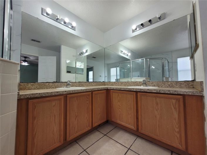 Image No.22-4 Bed House for sale