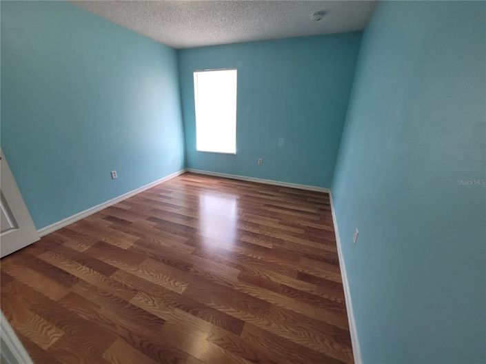 Image No.35-4 Bed House for sale