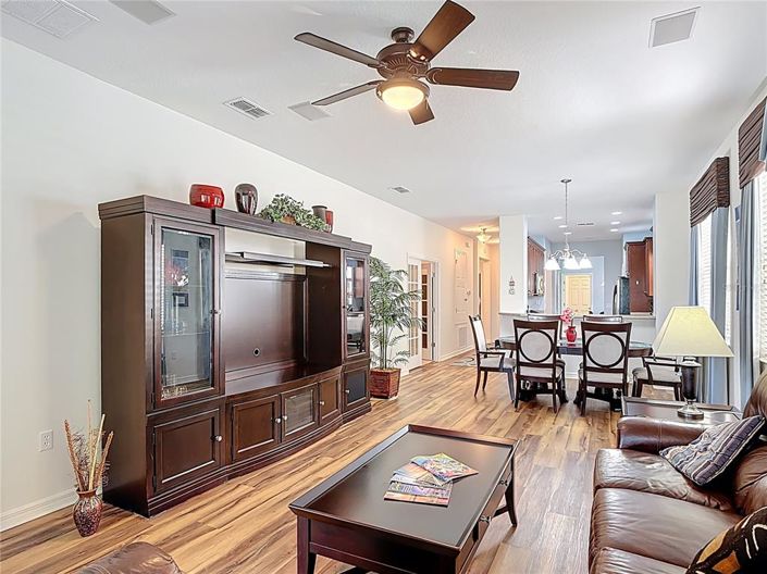 Image No.23-2 Bed Townhouse for sale