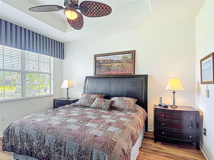 Image No.26-2 Bed Townhouse for sale