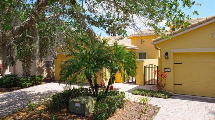 Image No.3-2 Bed Townhouse for sale