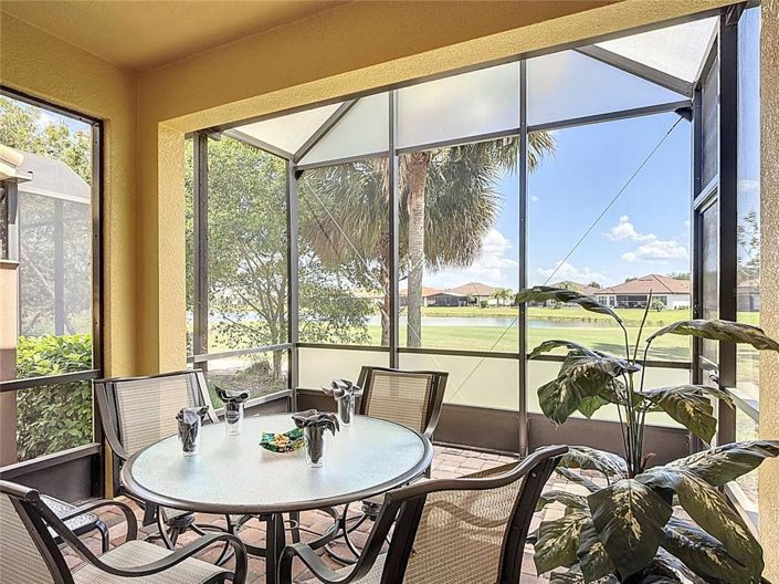 Image No.41-2 Bed Townhouse for sale