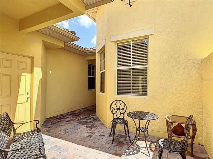 Image No.5-2 Bed Townhouse for sale