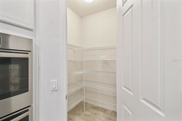 Image No.11-3 Bed House for sale