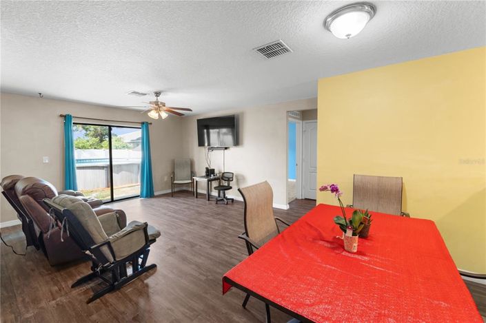 Image No.3-3 Bed House for sale