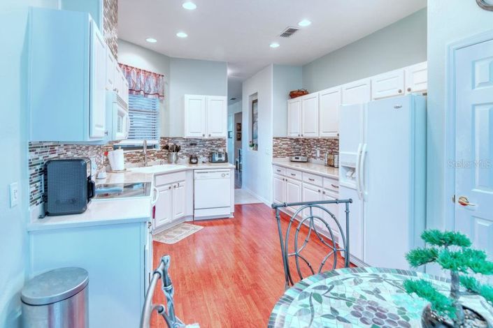 Image No.14-2 Bed House for sale