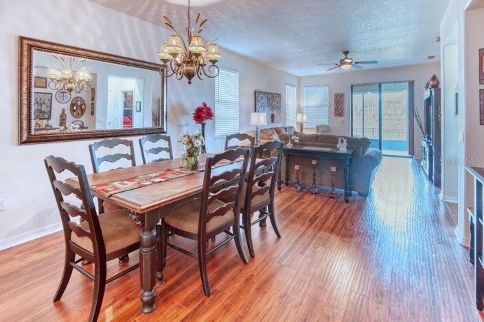 Image No.8-2 Bed House for sale