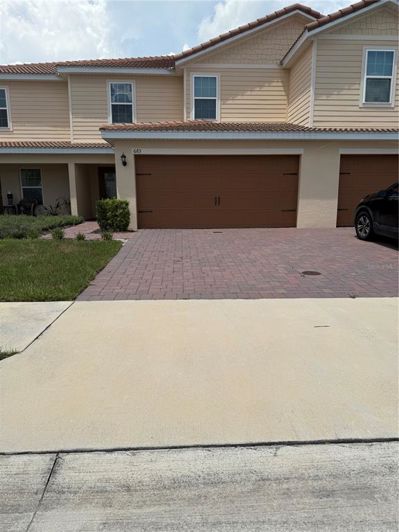 Image No.2-Maison de ville de 3 chambres à vendre à Saint John