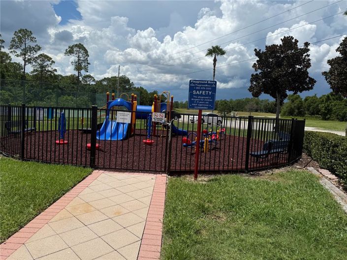 Image No.26-Maison de ville de 3 chambres à vendre à Saint John