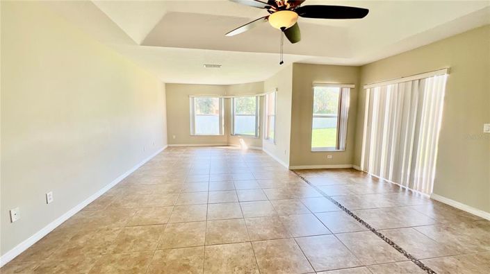 Image No.30-Maison de 5 chambres à vendre à Saint John