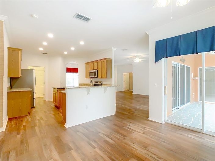 Image No.13-2 Bed House for sale