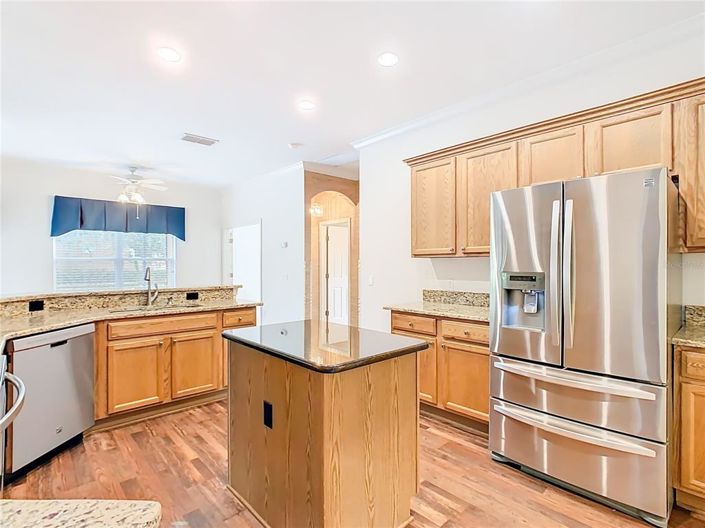 Image No.18-2 Bed House for sale