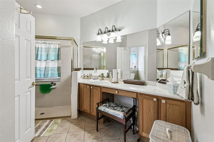 Image No.20-2 Bed House for sale