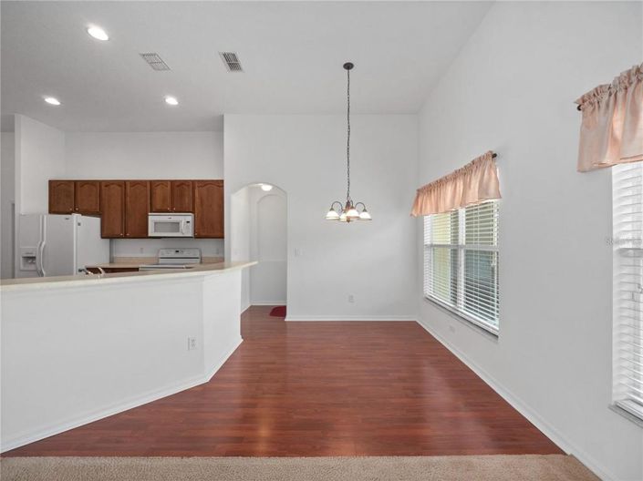 Image No.18-3 Bed House for sale