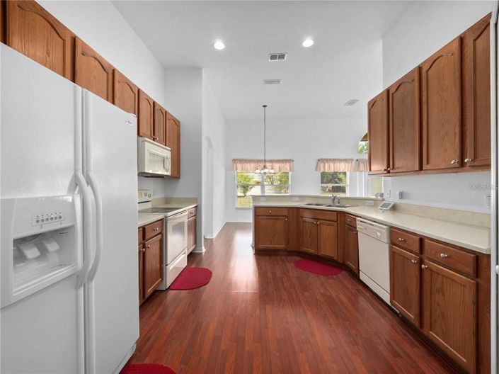 Image No.21-3 Bed House for sale