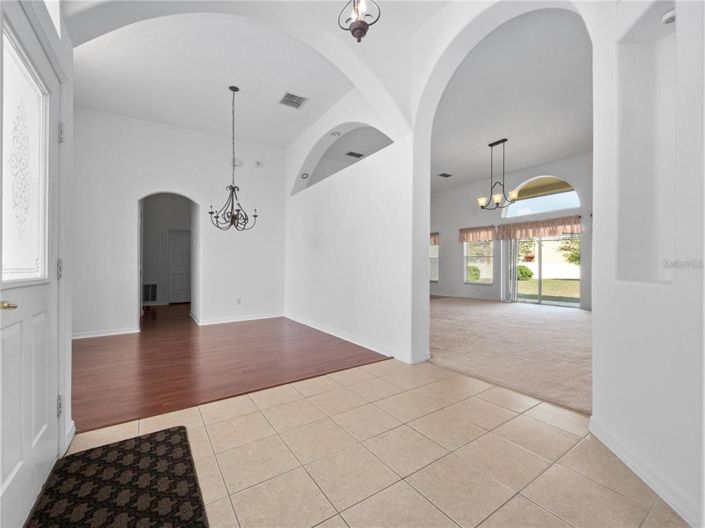 Image No.8-3 Bed House for sale