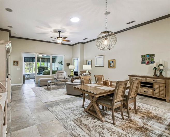 Image No.4-2 Bed House for sale