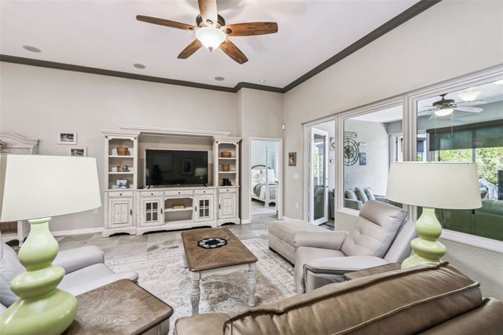 Image No.7-2 Bed House for sale