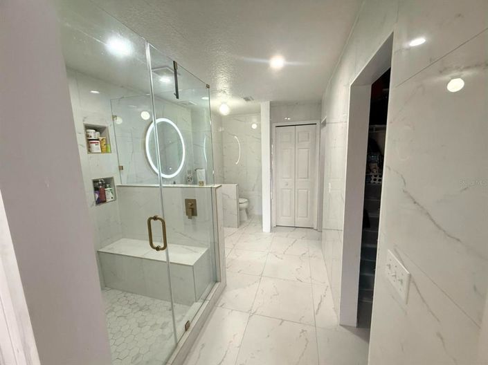 Image No.29-5 Bed House for sale