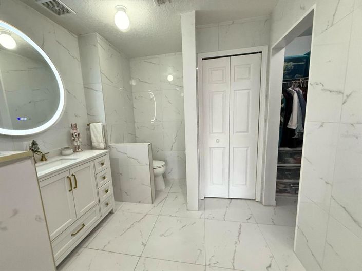 Image No.31-5 Bed House for sale