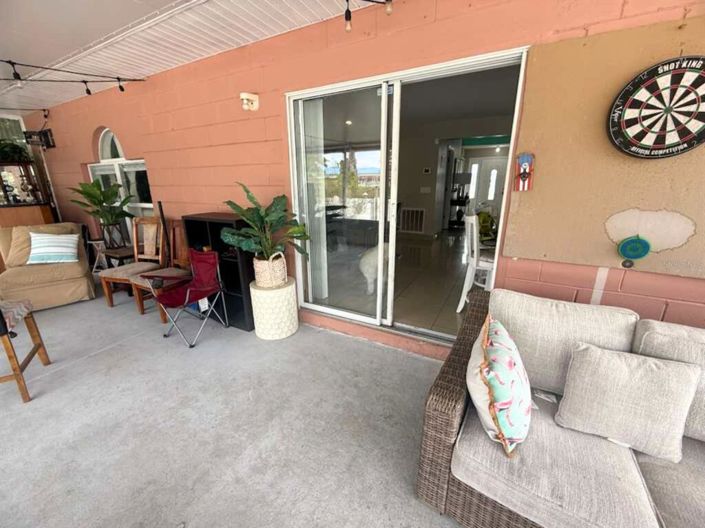 Image No.32-5 Bed House for sale