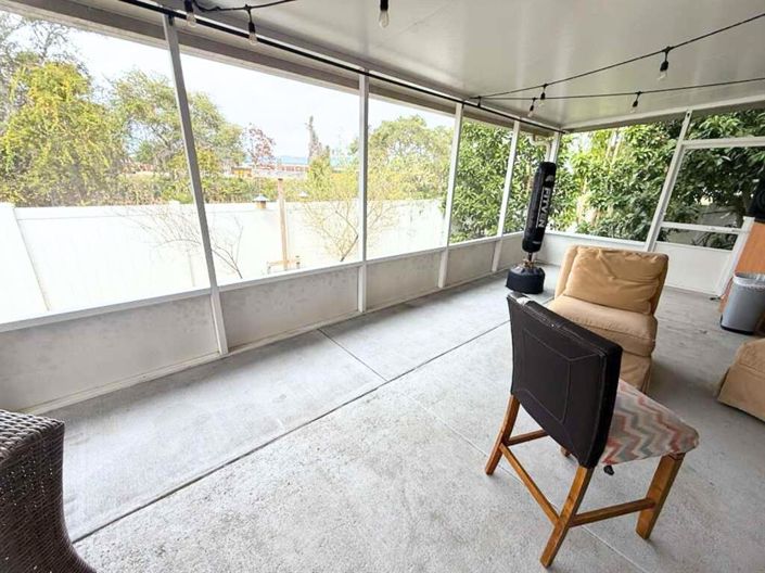 Image No.35-5 Bed House for sale