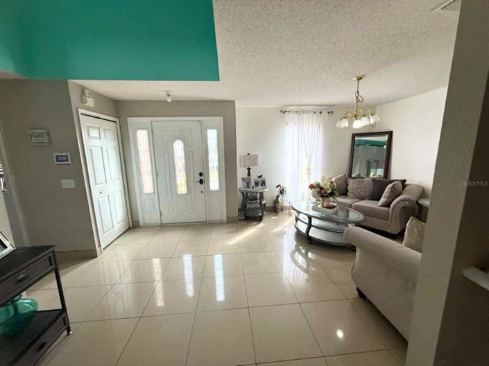 Image No.5-5 Bed House for sale