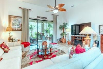 Image No.11-3 Bed House for sale