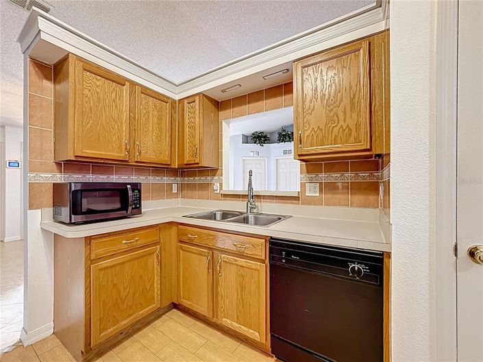 Image No.32-4 Bed House for sale