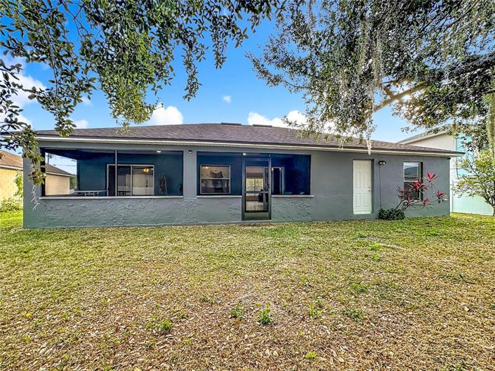 Image No.9-4 Bed House for sale