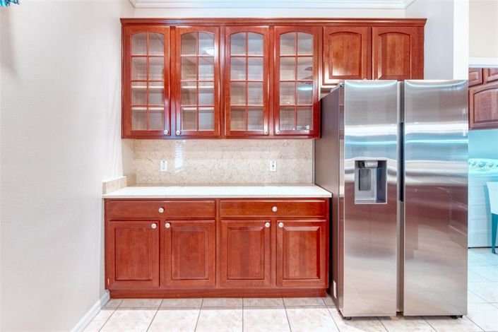 Image No.19-3 Bed House for sale