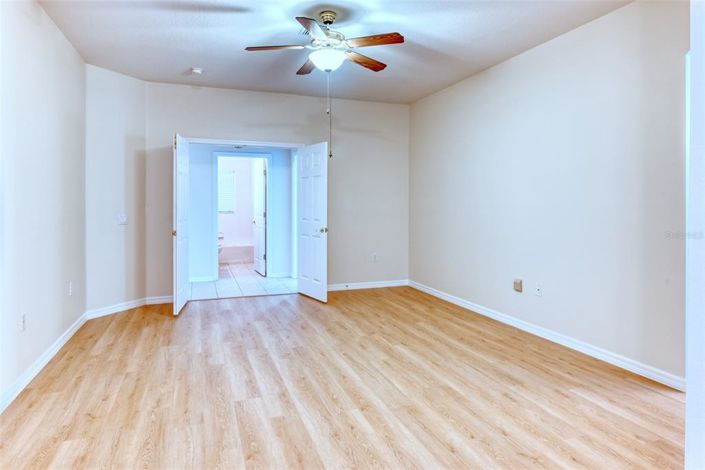 Image No.28-3 Bed House for sale