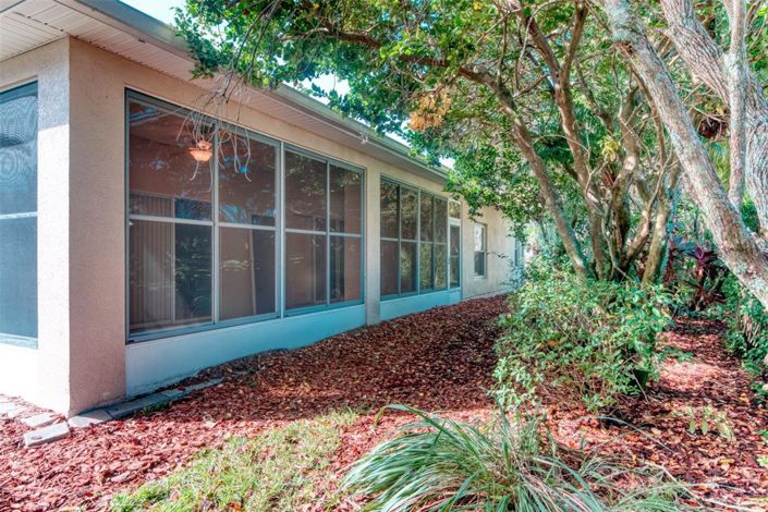 Image No.42-3 Bed House for sale