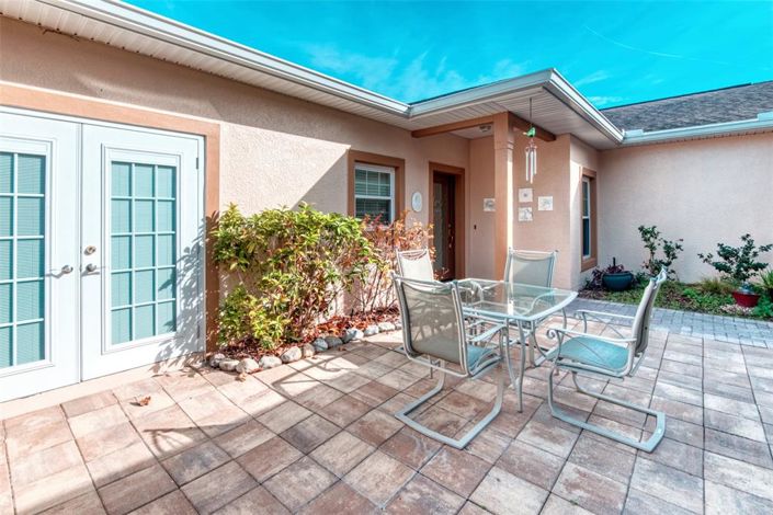 Image No.6-3 Bed House for sale