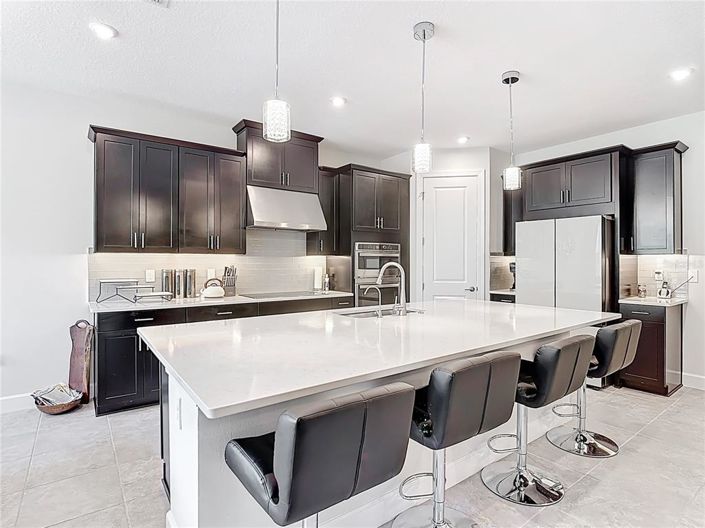 Image No.18-3 Bed House for sale