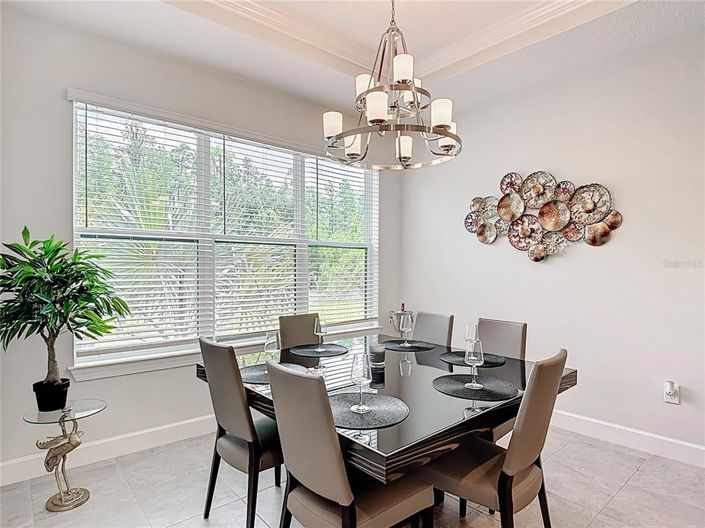 Image No.19-3 Bed House for sale