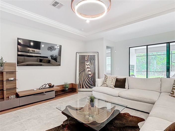 Image No.6-3 Bed House for sale